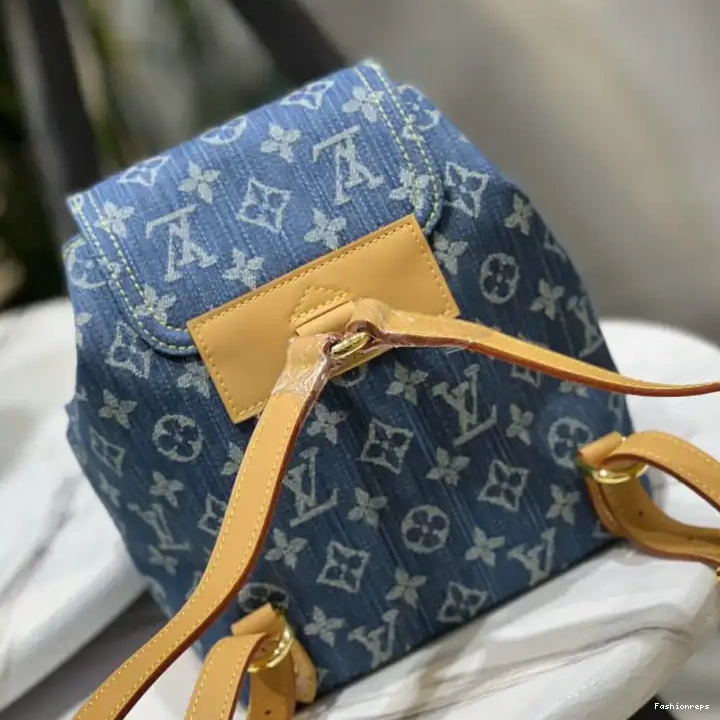 Fashionrepsfam ru 2207YA0051 LV Bag 0709